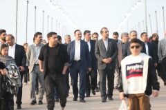 حسن ختام بازدیدهای روز اول دبیر شورایعالی مناطق آزاد: حضور در فاز تجارت، جشنواره \”نقش و نغمه\”منطقه آزاد انزلی و هم نشینی با كودكان خانه سبزاندیشان وطن