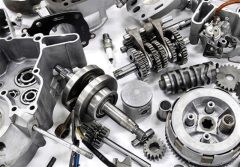 توقیف یک‌هزار دست لوازم یدکی خودروی غیراستاندارد در تهران