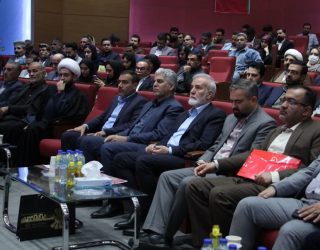 دستمان را که نمی‌گیرید، حداقل پایمان را رها کنید!