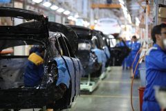 موانع قانونی کروز در تصاحب ایران‌خودرو چیست؟