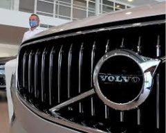 فروش خودرو در سال ۲۰۲۵ کاهش می‌یابد