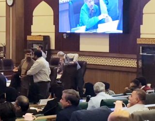 یک شورا و هزار حاشیه